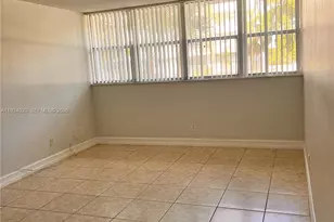 700 NW 214th St, Miami Gardens, FL 33169 - Photo 8