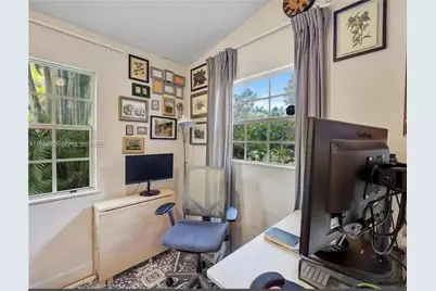 19810 SW 200th St, Miami, FL 33187 - Photo 54