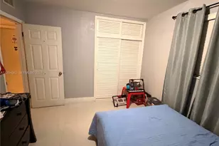 661 SW 67th Ave, Pembroke Pines, FL 33023 - Photo 18