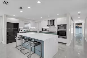 1045 Hollywood Blvd, Hollywood, FL 33019 - Photo 1