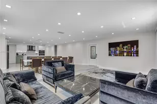 1045 Hollywood Blvd, Hollywood, FL 33019 - Photo 14