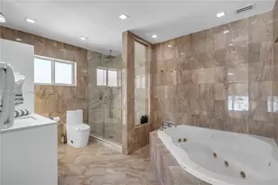 1045 Hollywood Blvd, Hollywood, FL 33019 - Photo 32