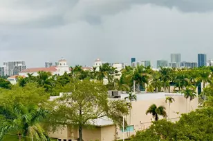 329 SE 3rd St, Hallandale Beach, FL 33009 - Photo 50