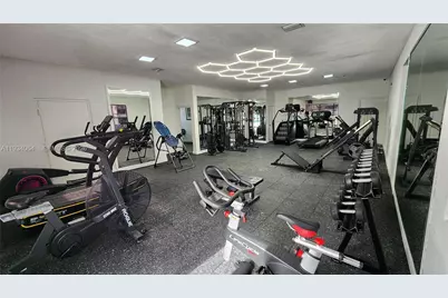 8185 NW 7th St #308, Miami, FL 33126 - Photo 28