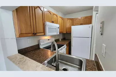 8185 NW 7th St #308, Miami, FL 33126 - Photo 10