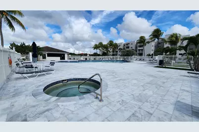 8185 NW 7th St #308, Miami, FL 33126 - Photo 26