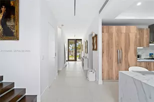 311 SE 189th St, Sunny Isles Beach, FL 33160 - Photo 52