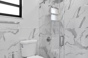 5061 W 12th Ln, Hialeah, FL 33012 - Photo 18