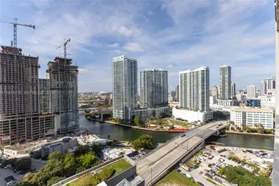 68 SE 6th St #2006, Miami, FL 33131 - Photo 30