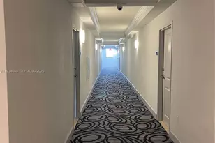 401 69th St, Miami Beach, FL 33141 - Photo 14