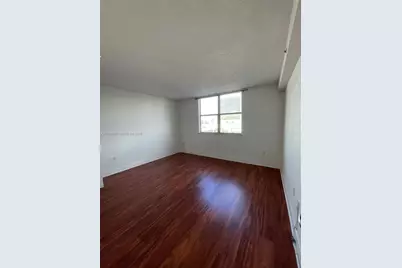 401 69 St #411, Miami Beach, FL 33141 - Photo 10