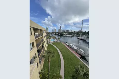 301 Golden Isles Dr #112, Hallandale Beach, FL 33009 - Photo 34