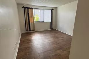 301 Golden Isles Dr, Hallandale Beach, FL 33009 - Photo 30