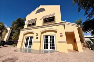 8255 Lake Dr, Doral, FL 33166 - Photo 20