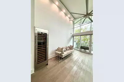 221 Jefferson Ave #4, Miami Beach, FL 33139 - Photo 10