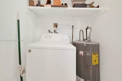 51 NE 56th Ct, Oakland Park, FL 33334 - Photo 44