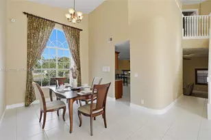 18435 NW 10th St, Pembroke Pines, FL 33029 - Photo 14
