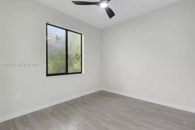 241 SW 4th St, Dania Beach, FL 33004 - Photo 38