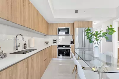 2960 NE 207 St #810, Aventura, FL 33180 - Photo 4