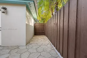 919 NE 13th St, Homestead, FL 33030 - Photo 38