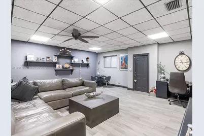 624 Palm Dr, Hallandale Beach, FL 33009 - Photo 22