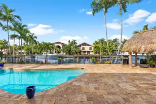 624 Palm Dr, Hallandale Beach, FL 33009 - Photo 2