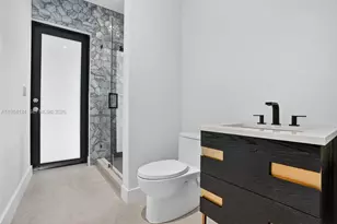 7222 SW 52nd Ct, Miami, FL 33143 - Photo 8