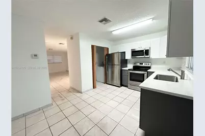 6150 SW 130th Ave #1508, Miami, FL 33183 - Photo 4