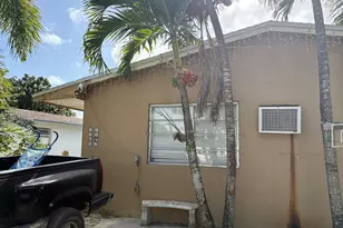 1160 NW 9th St, Homestead, FL 33030 - Photo 2
