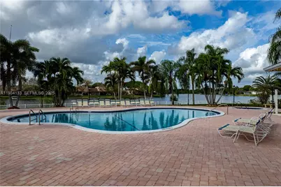11910 NW 12th St, Pembroke Pines, FL 33026 - Photo 34
