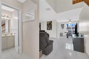 11910 NW 12th St, Pembroke Pines, FL 33026 - Photo 8