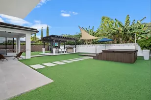 8723 NW 161st Terrace, Miami Lakes, FL 33018 - Photo 22