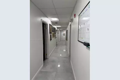 5465 NW 36th St, Miami Springs, FL 33166 - Photo 10