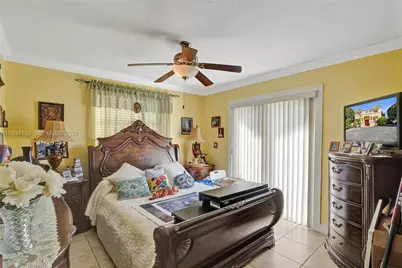 4141 W 4th Ave, Hialeah, FL 33012 - Photo 8
