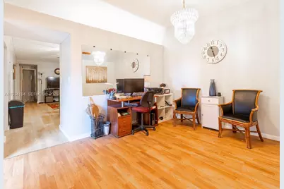 6491 NW 190th Ter, Hialeah, FL 33015 - Photo 8