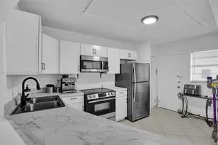 1780 NE 191st St, Miami, FL 33179 - Photo 4