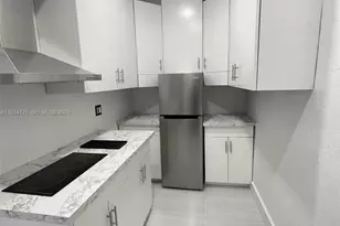 22641 SW 109th Ave Ct, Miami, FL 33170 - Photo 2
