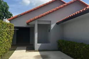 14333 SW 102nd St, Miami, FL 33186 - Photo 2