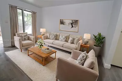 915 NE 16th Ter #4, Fort Lauderdale, FL 33304 - Photo 2