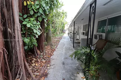 915 NE 16th Ter #4, Fort Lauderdale, FL 33304 - Photo 24