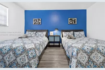 1029 SW 5th St #13, Miami, FL 33130 - Photo 8