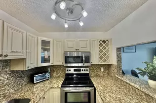 900 Atlantic Shores Blvd, Hallandale Beach, FL 33009 - Photo 4