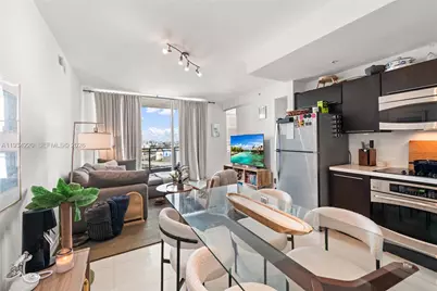 90 SW 3rd St #2109, Miami, FL 33130 - Photo 12