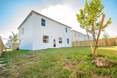 19507 SW 339 Ter, Homestead, FL 33034 - Photo 4