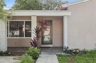 6040 SW 32nd St, Miramar, FL 33023 - Photo 4