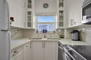 4747 Collins Ave, Miami Beach, FL 33140 - Photo 6