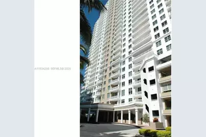 801 Brickell Key Blvd #1004, Miami, FL 33131 - Photo 24