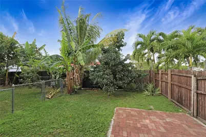 514 NW 21st St, Homestead, FL 33030 - Photo 14