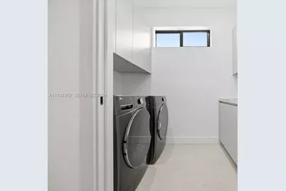 1319 NE 13th Ave, Fort Lauderdale, FL 33304 - Photo 34