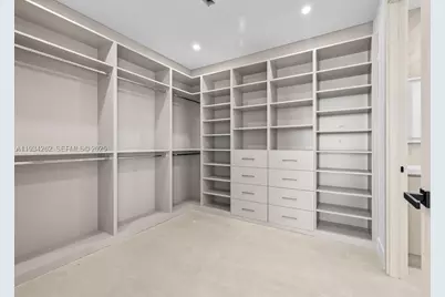 1319 NE 13th Ave, Fort Lauderdale, FL 33304 - Photo 18